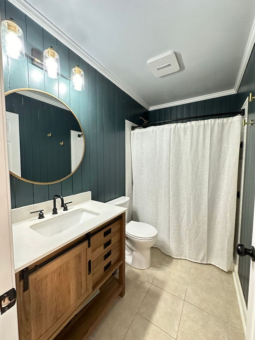 West Point House: 34067 King William Road