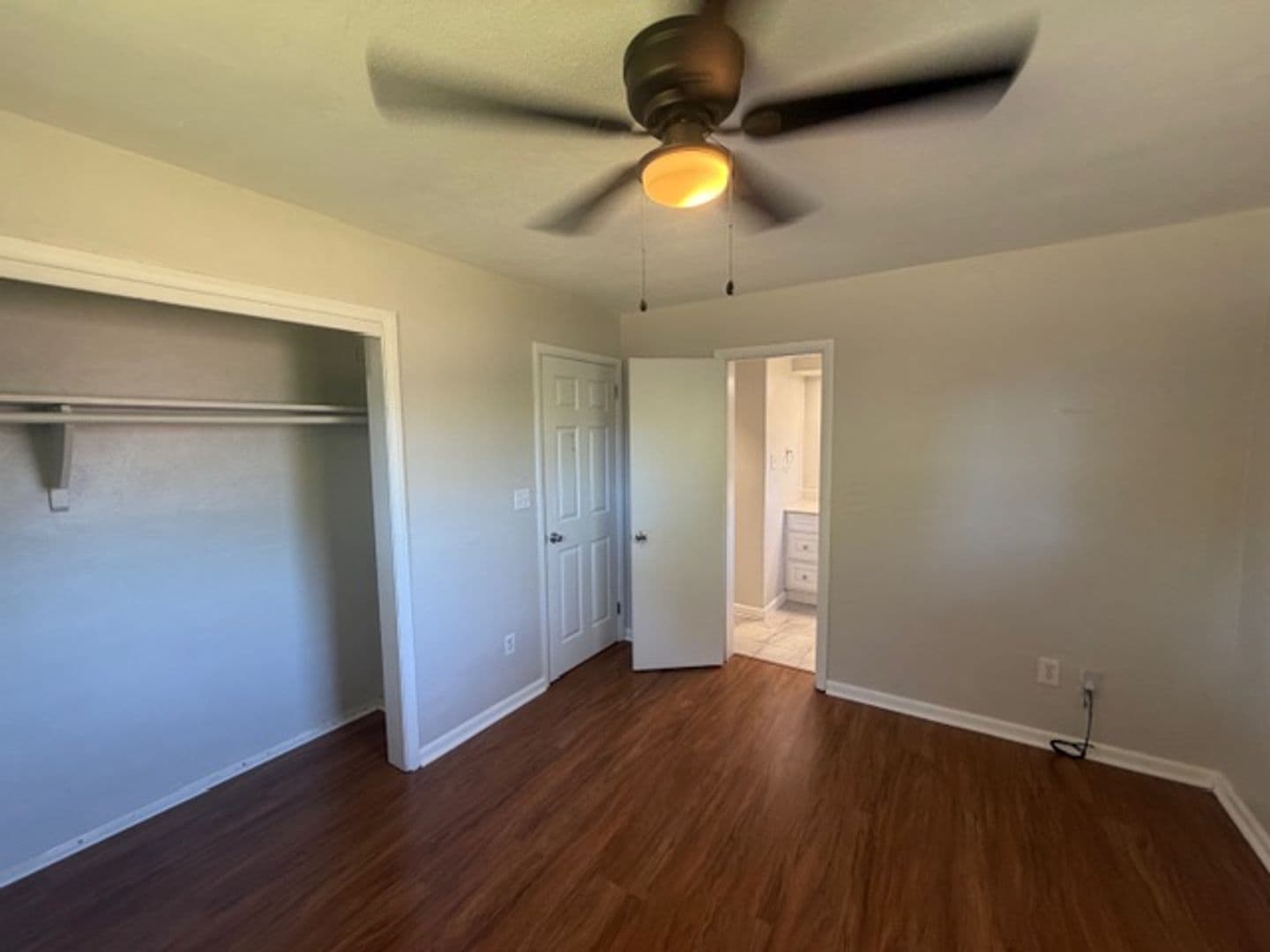 Virginia Beach House: 524 Rose Marie Avenue
