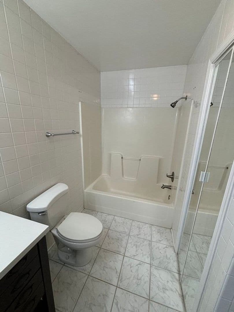 Newport News House: 163 Alva Circle