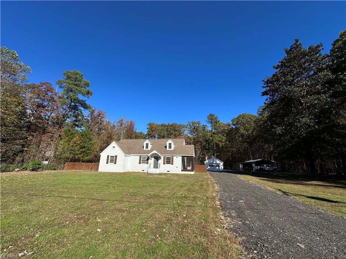 West Point House: 34067 King William Road