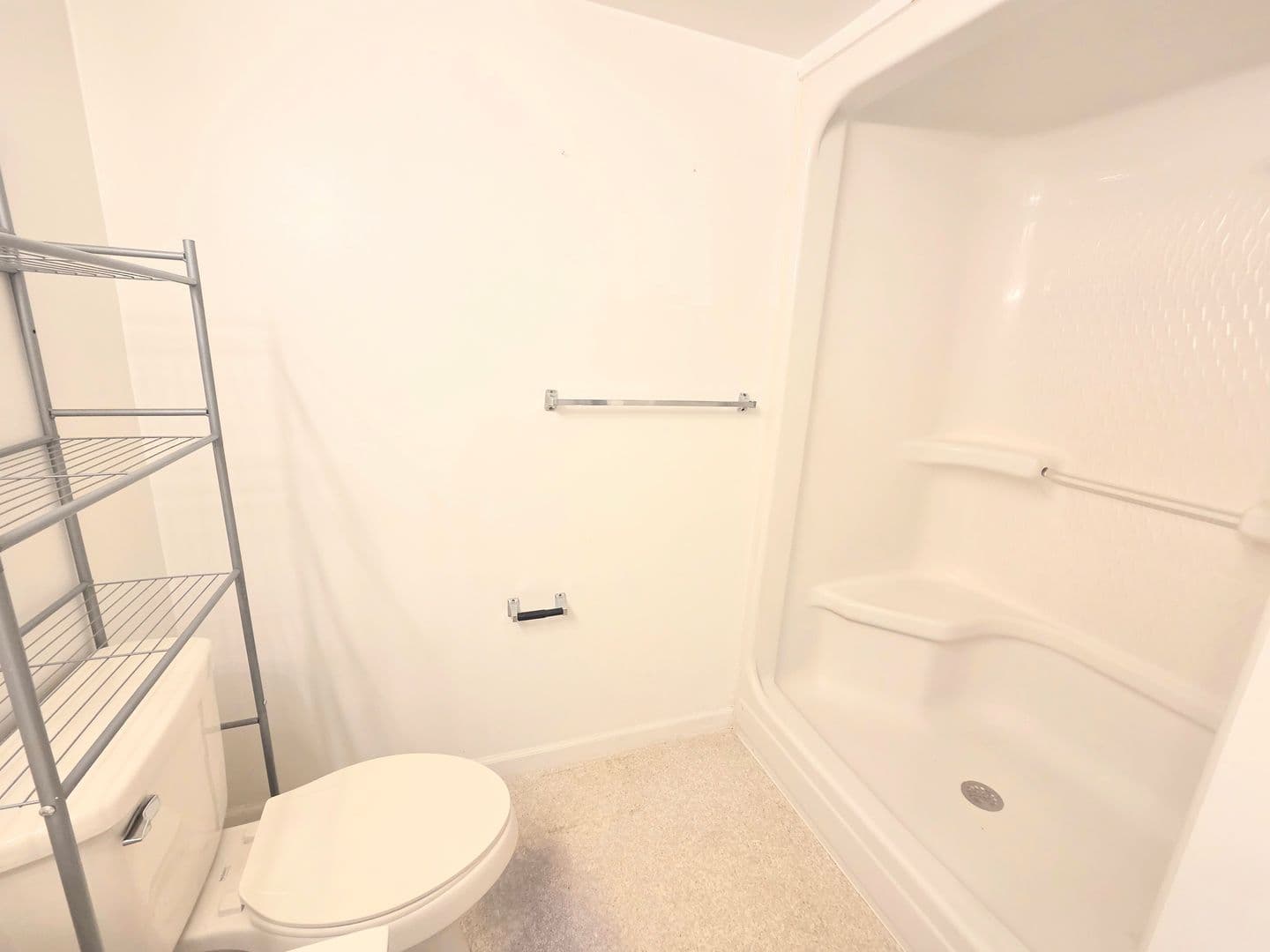 Williamsburg Condo: 4006 Governors Sq #4