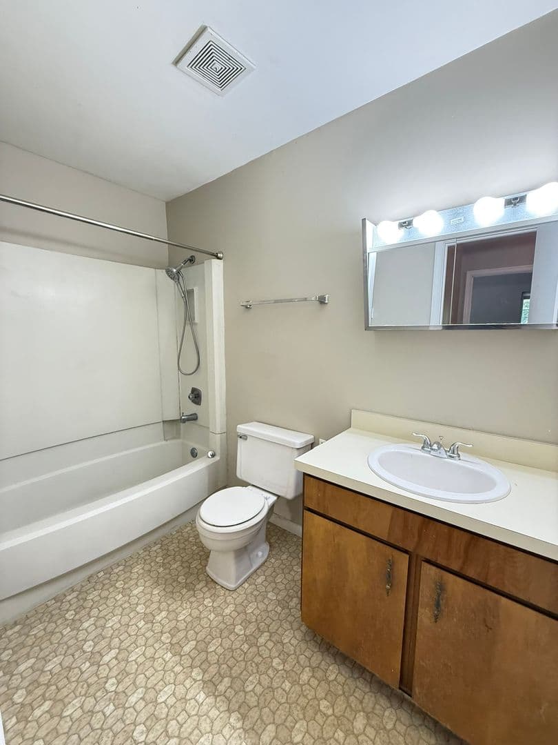 Williamsburg Townhome: 1101 London Company Way