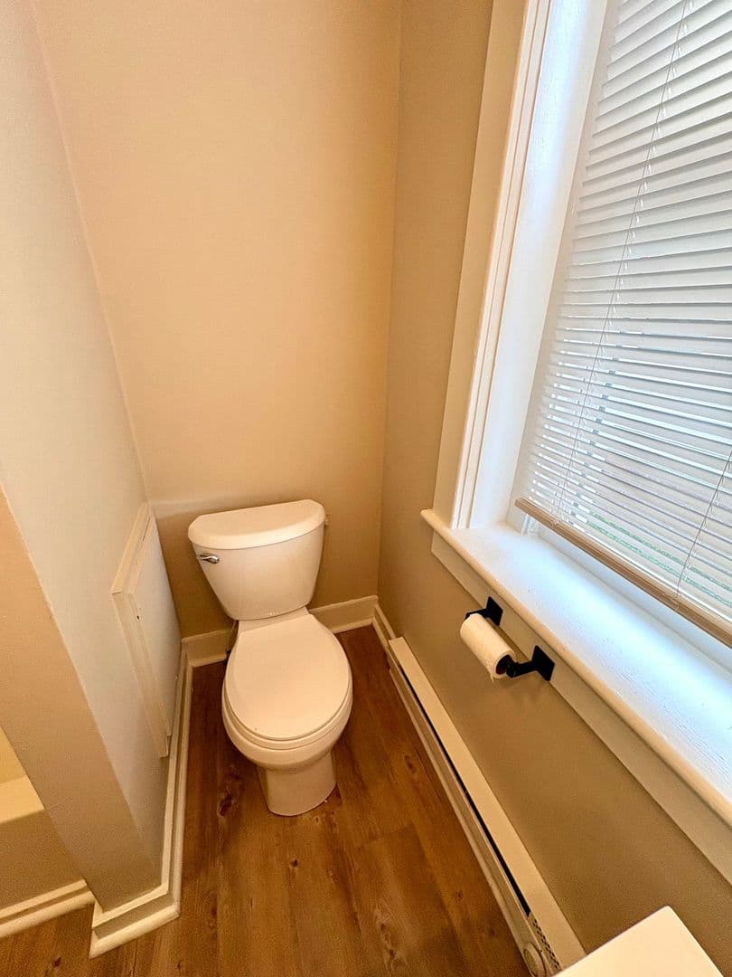 Portsmouth Apartment: 150 Florida Avenue