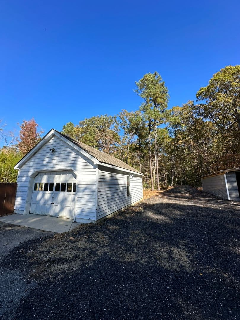West Point House: 34067 King William Road