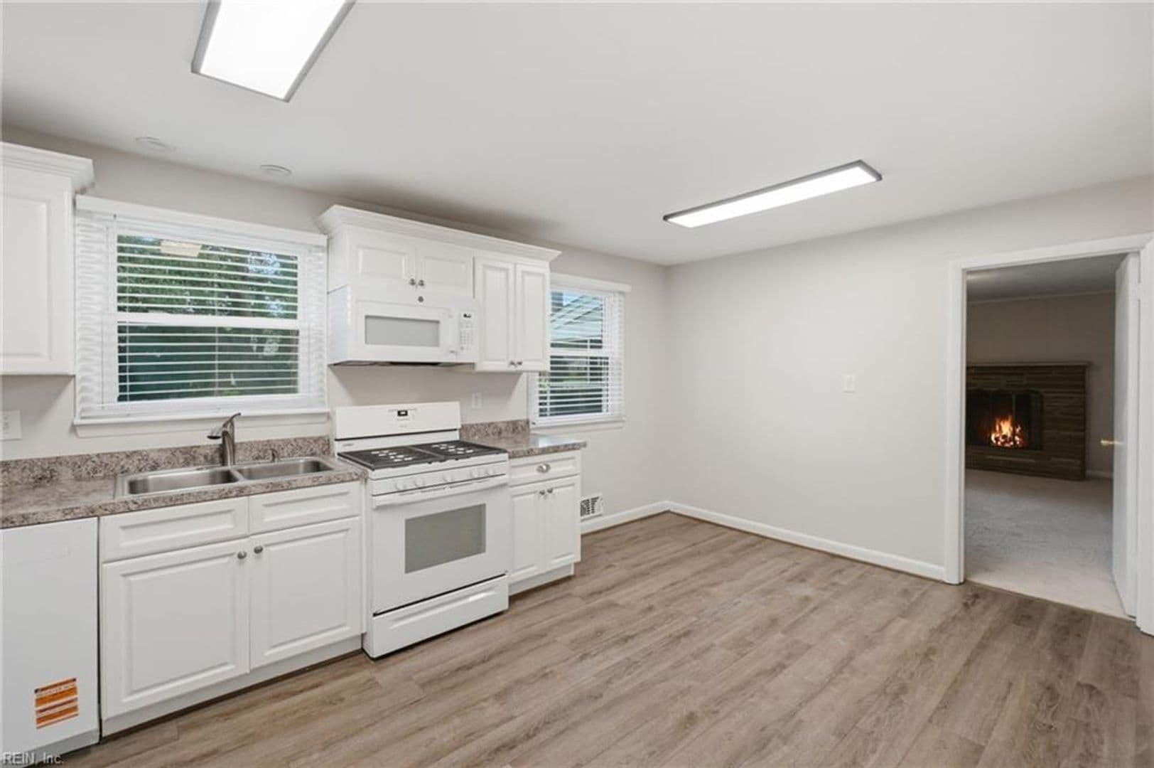 Virginia Beach House: 1912 Frizzell Drive
