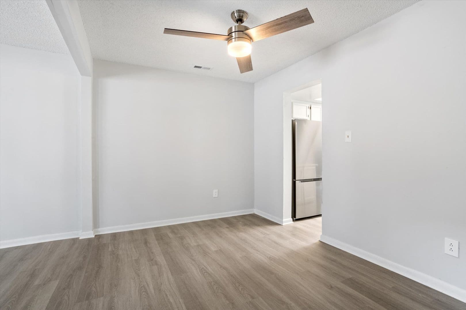 Virginia Beach Townhome: 5525 Campus Drive