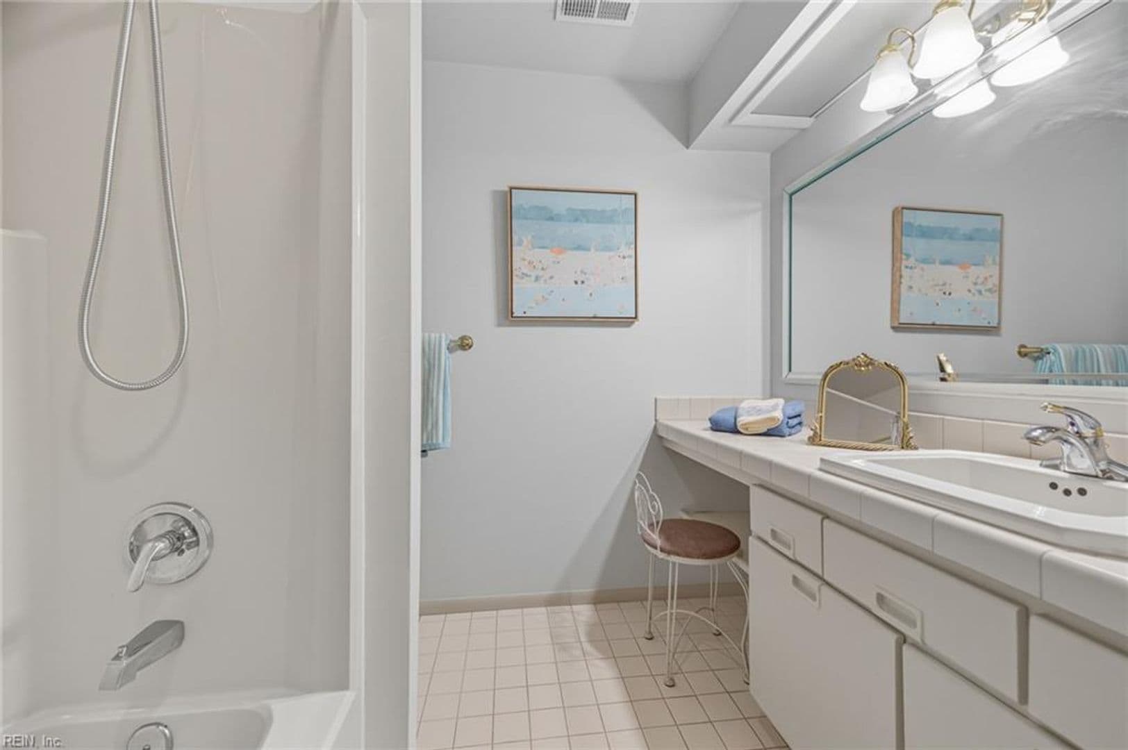 Virginia Beach Condo: 2416 Loran Court