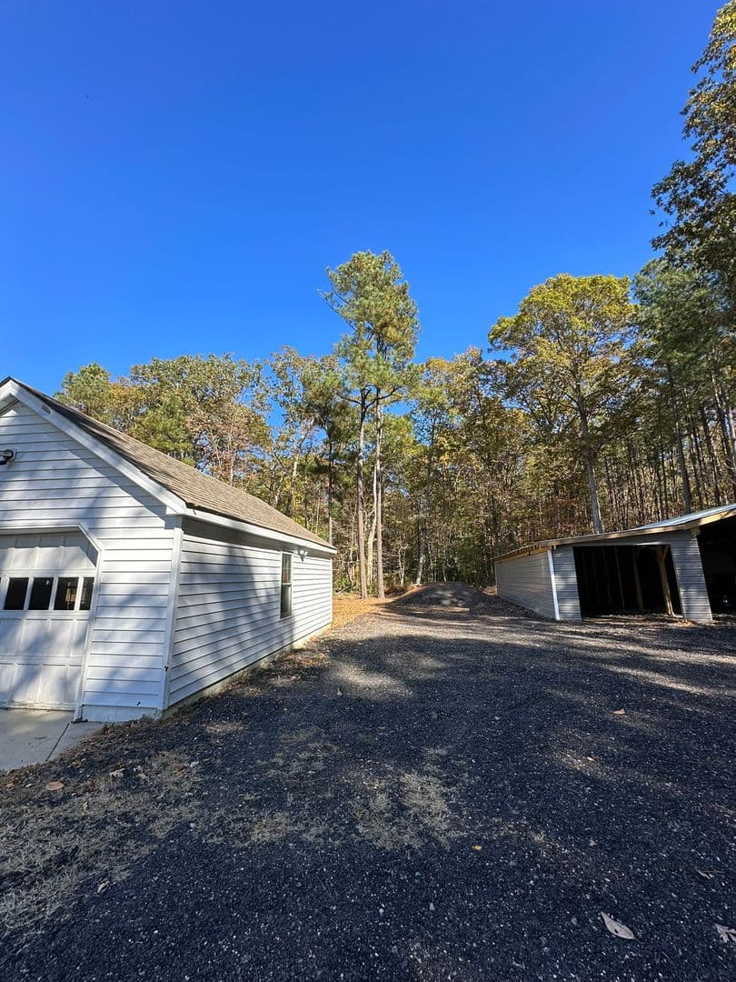 West Point House: 34067 King William Road