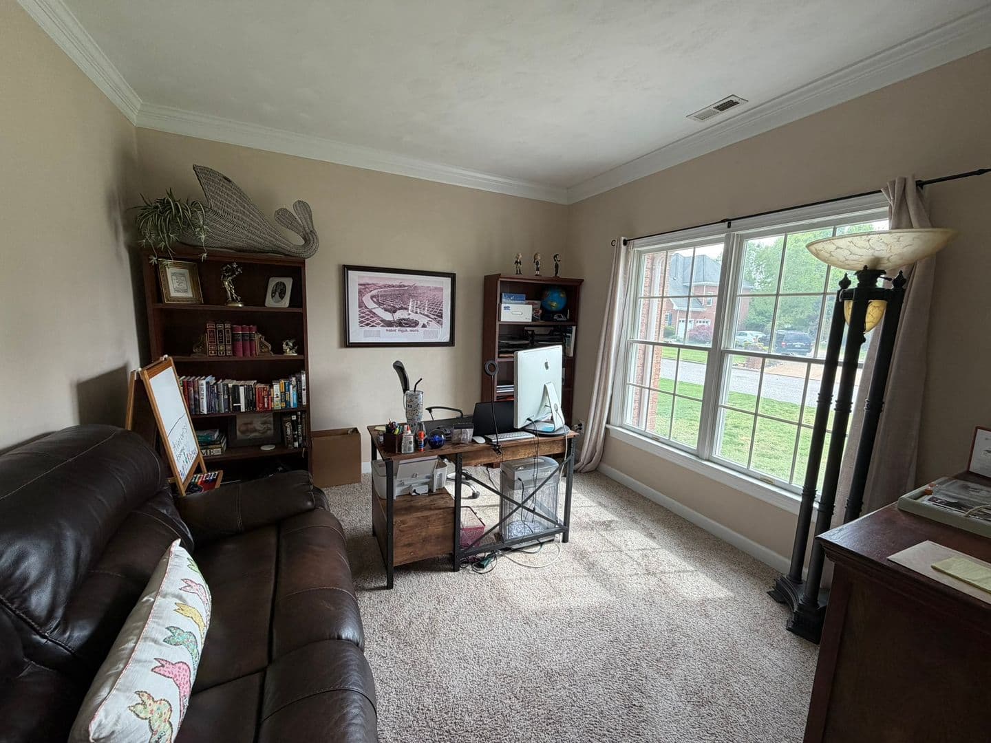 Suffolk House: 7003 Neal Court