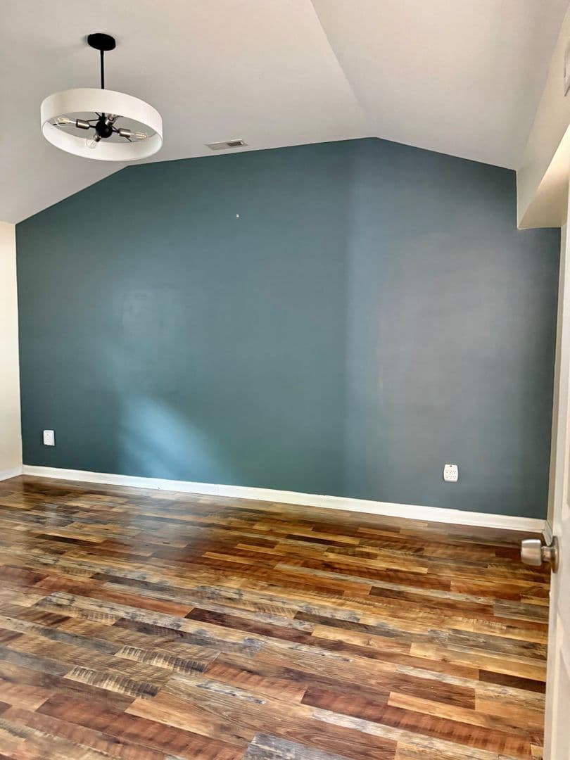 Virginia Beach House: 4700 Victory Rd
