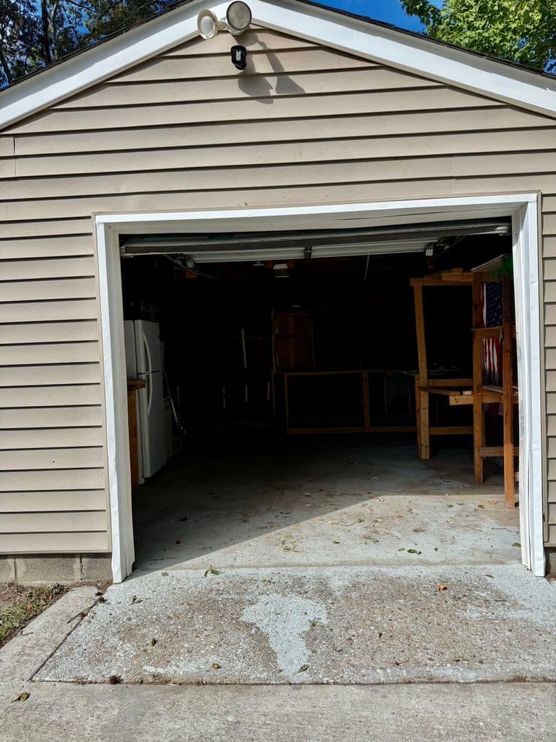 Virginia Beach House: 4700 Victory Rd