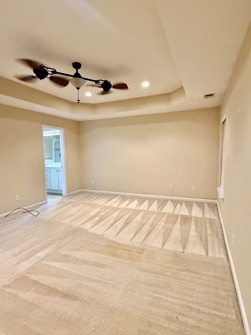 Virginia Beach House: 949 Turtle Pond Lane