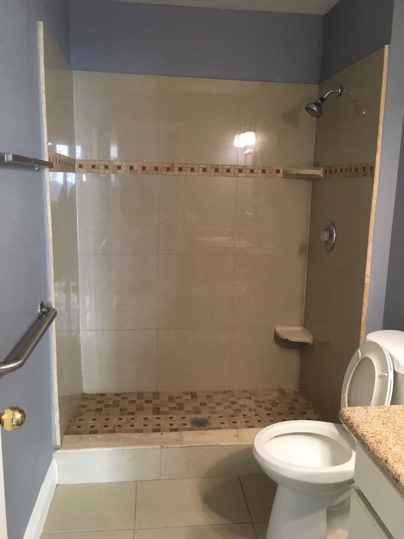 Las Vegas Apartment: 913 Shadow Mountain Pl.