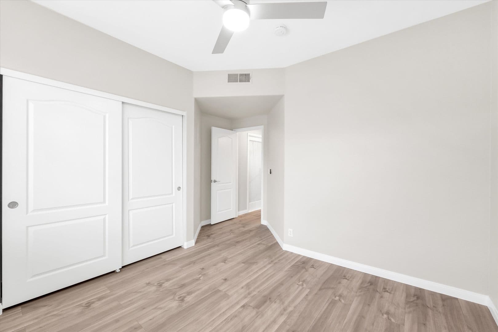 Las Vegas House: 9901 Trailwood Dr. # 1069