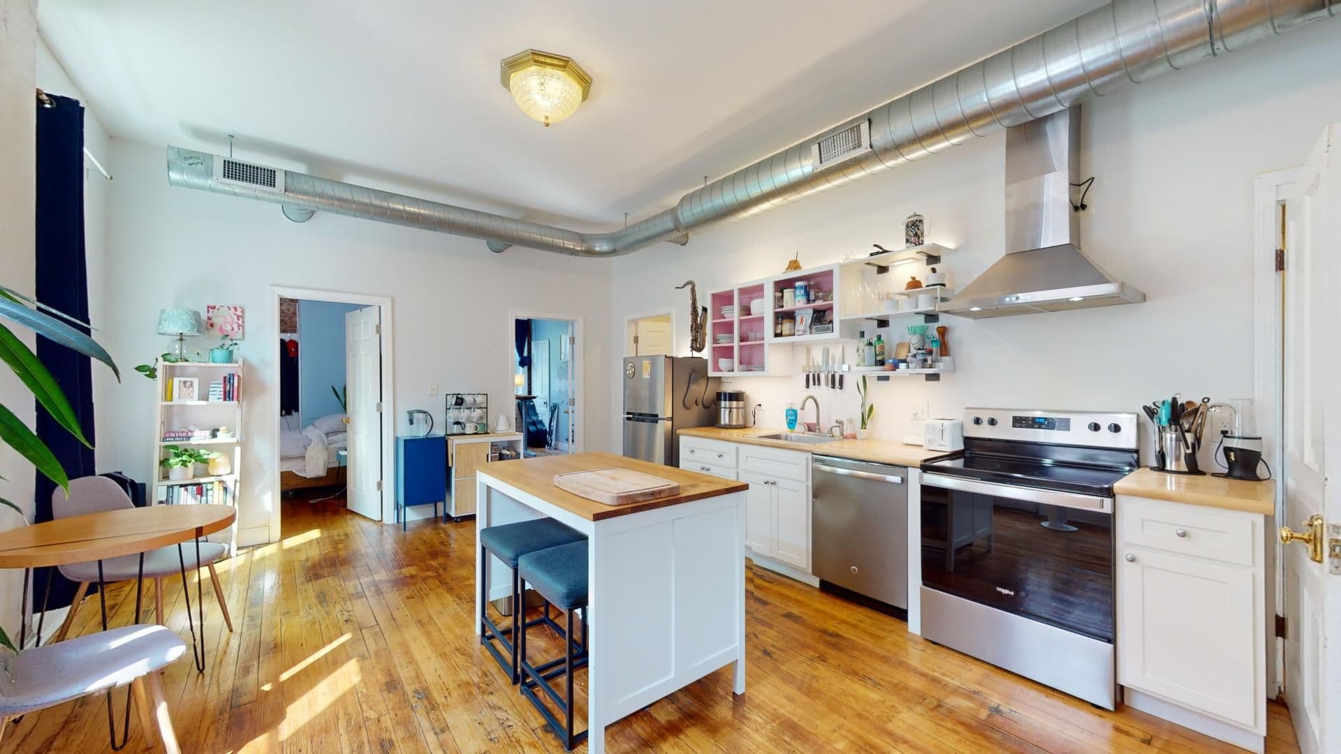 St Louis Apartment: 3531 California