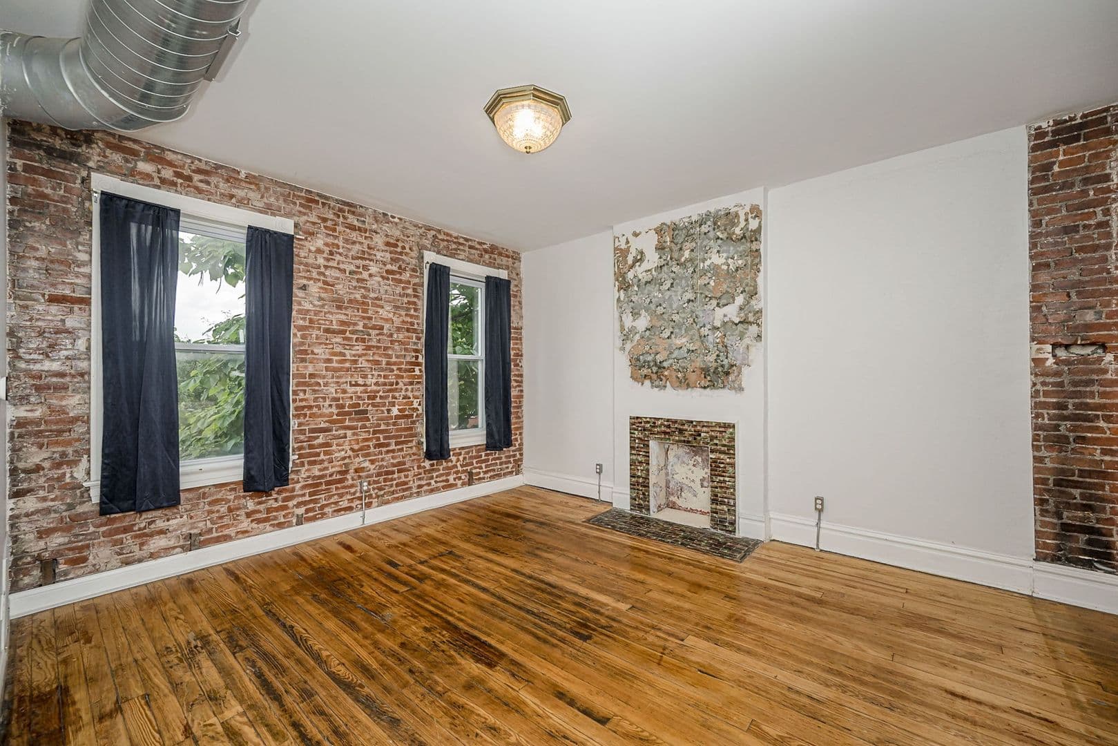St Louis Apartment: 3531 California
