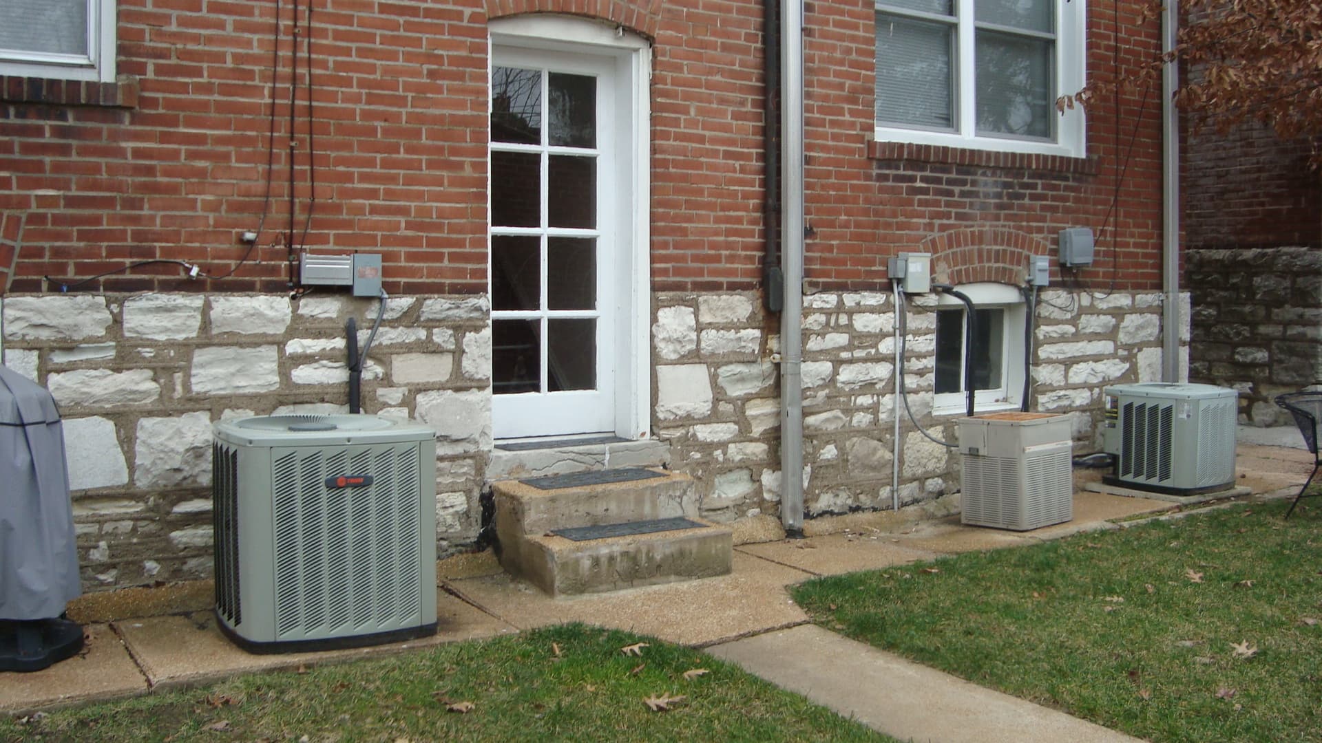 St Louis Apartment: 6431-6433 Alamo