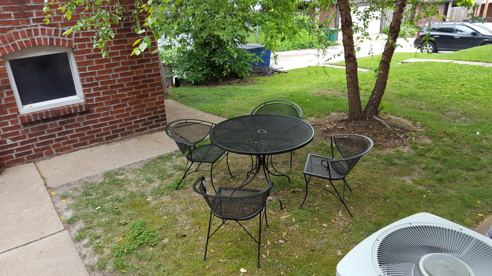 St Louis Apartment: 6431-6433 Alamo