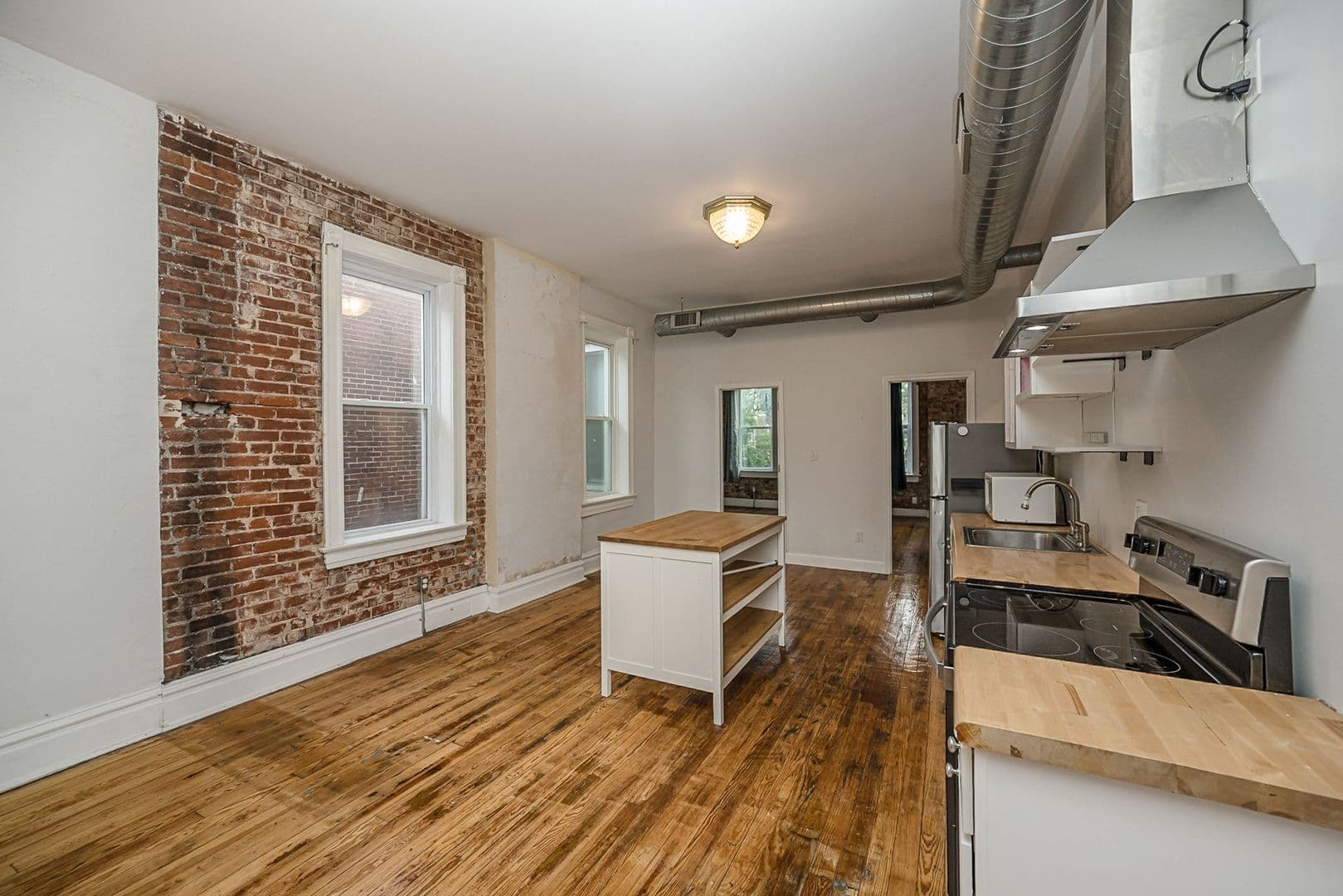 St Louis Apartment: 3531 California