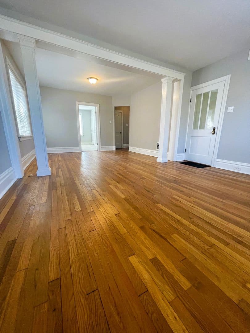 St Louis Apartment: 6518 Berthold