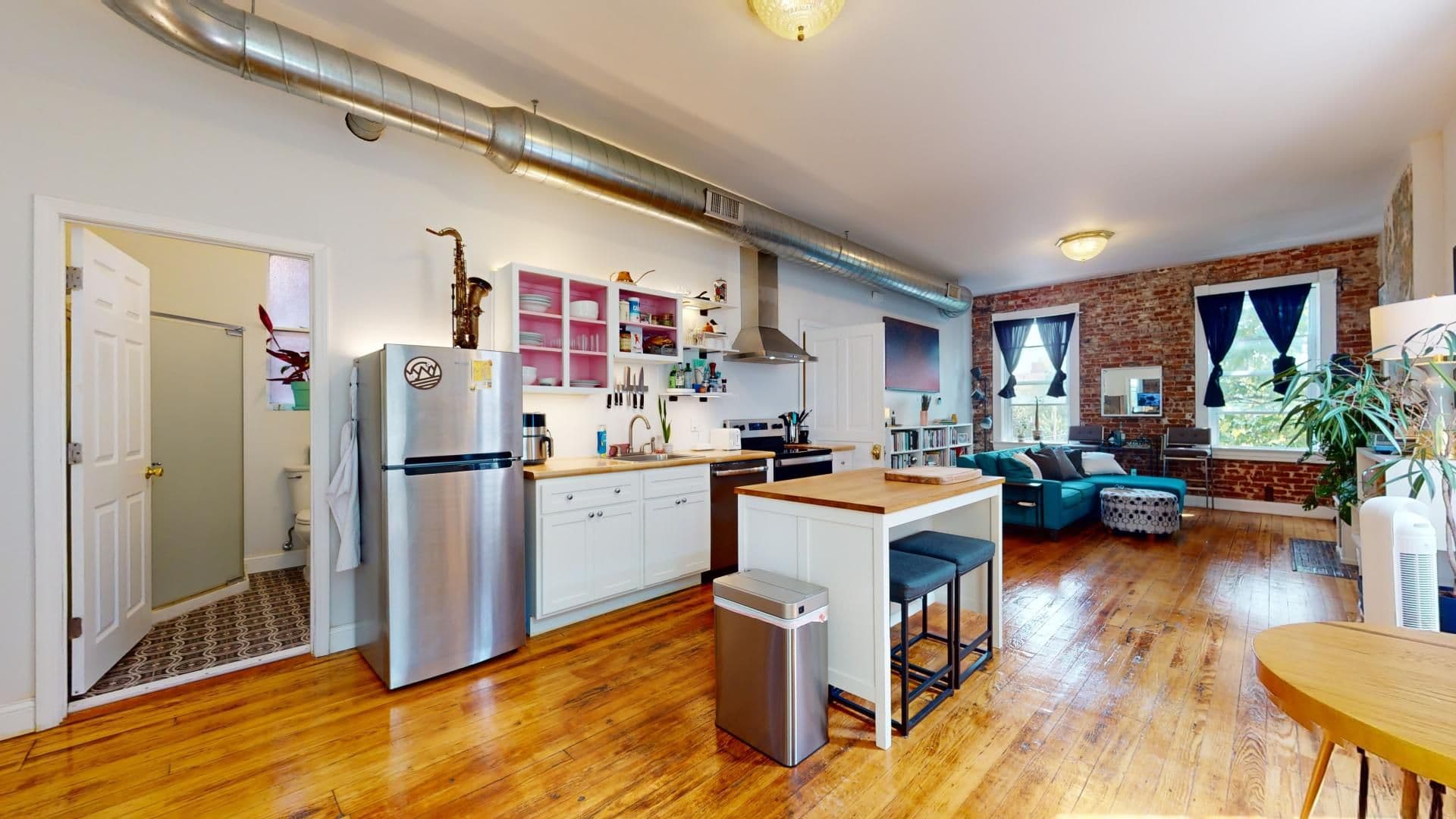 St Louis Apartment: 3531 California