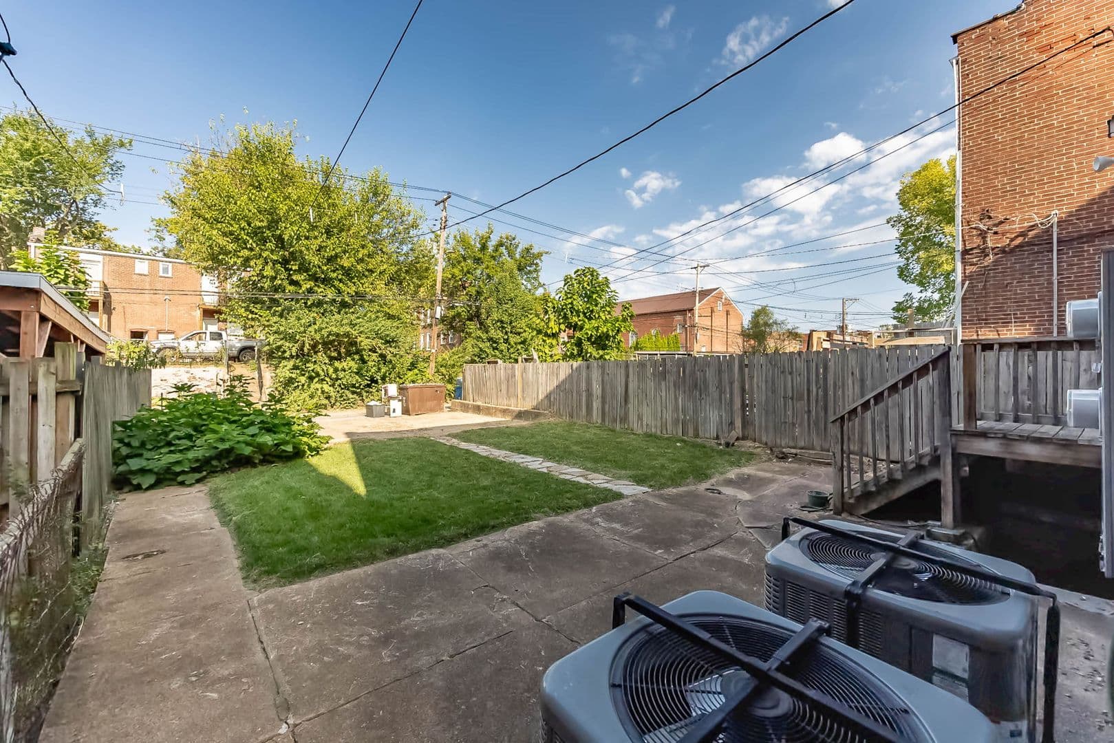 St Louis Apartment: 3531 California