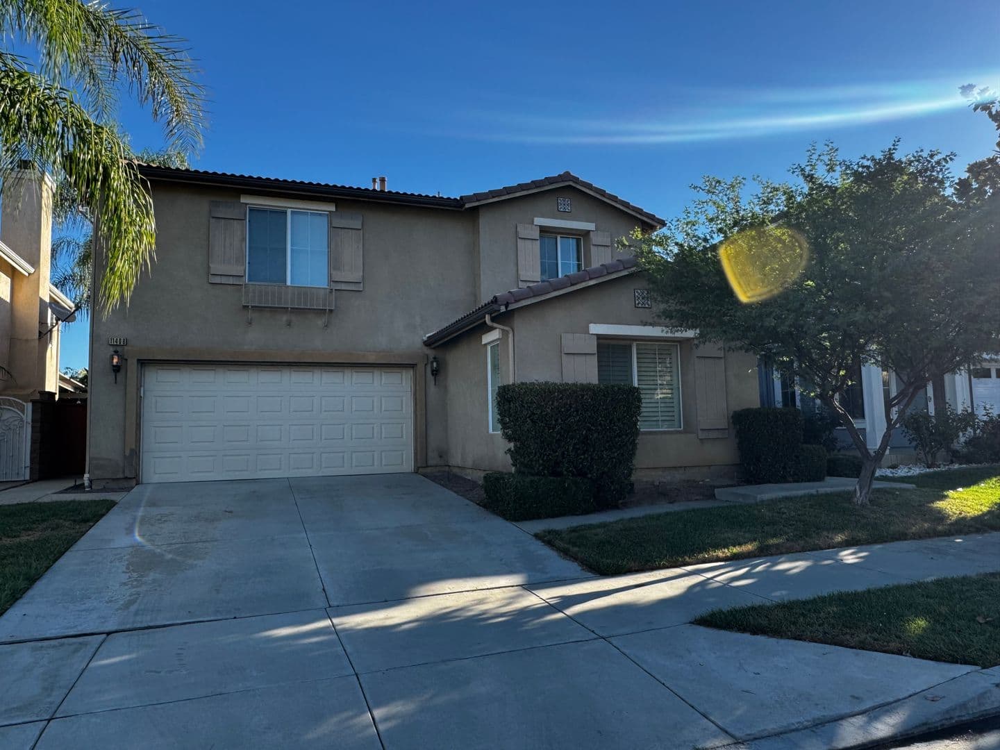 Corona House: 11408 Magnolia St