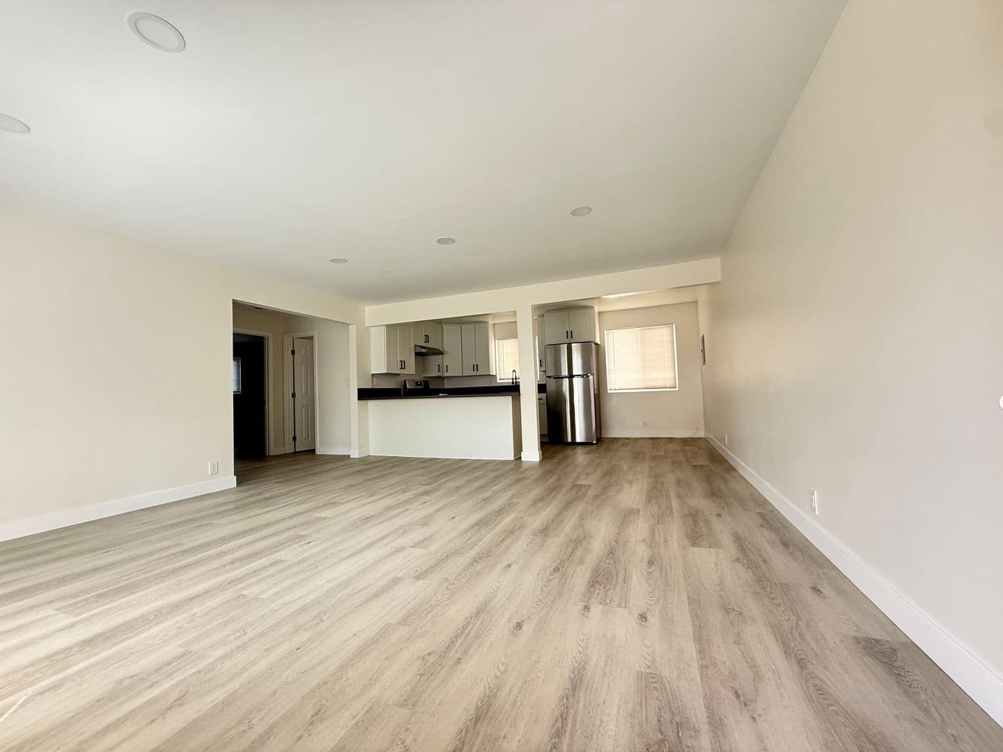 Pomona Apartment: 1994 S Park Avenue