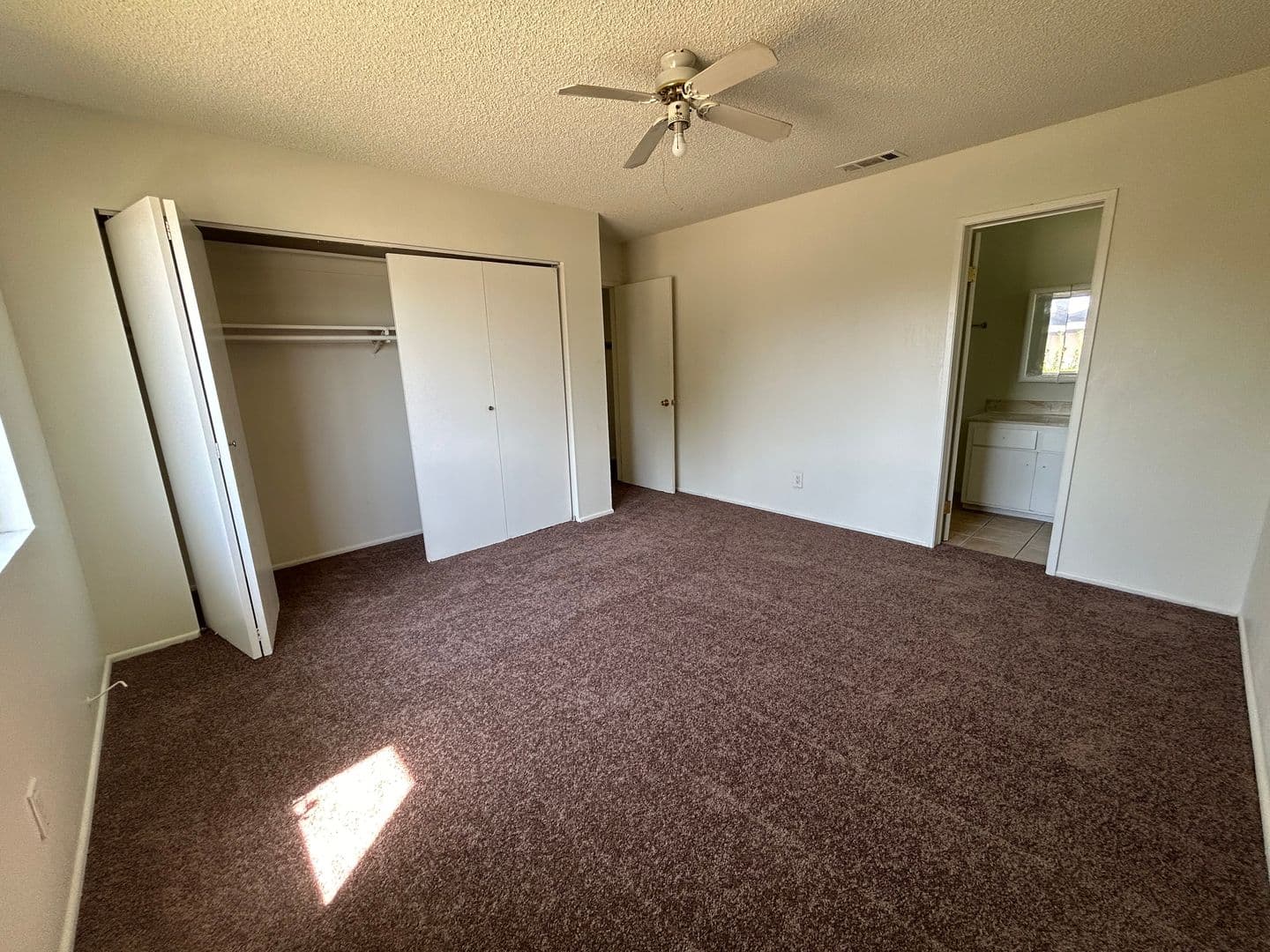 Hemet Apartment: 690 Lanier St