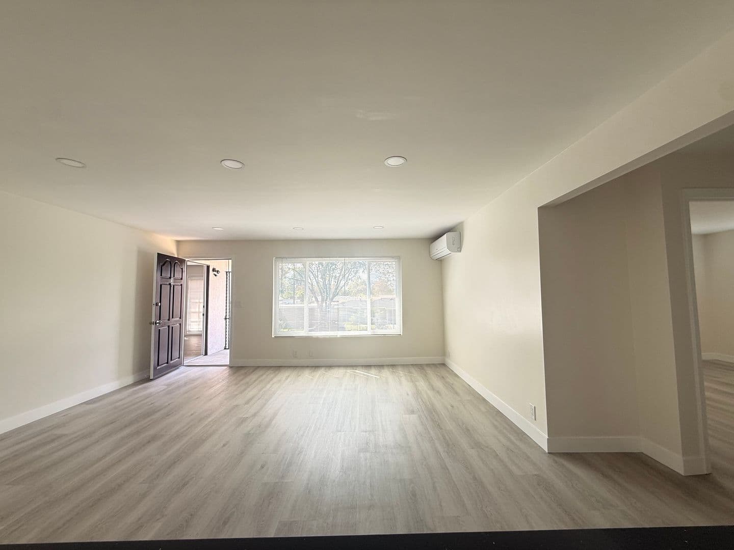 Pomona Apartment: 1994 S Park Avenue