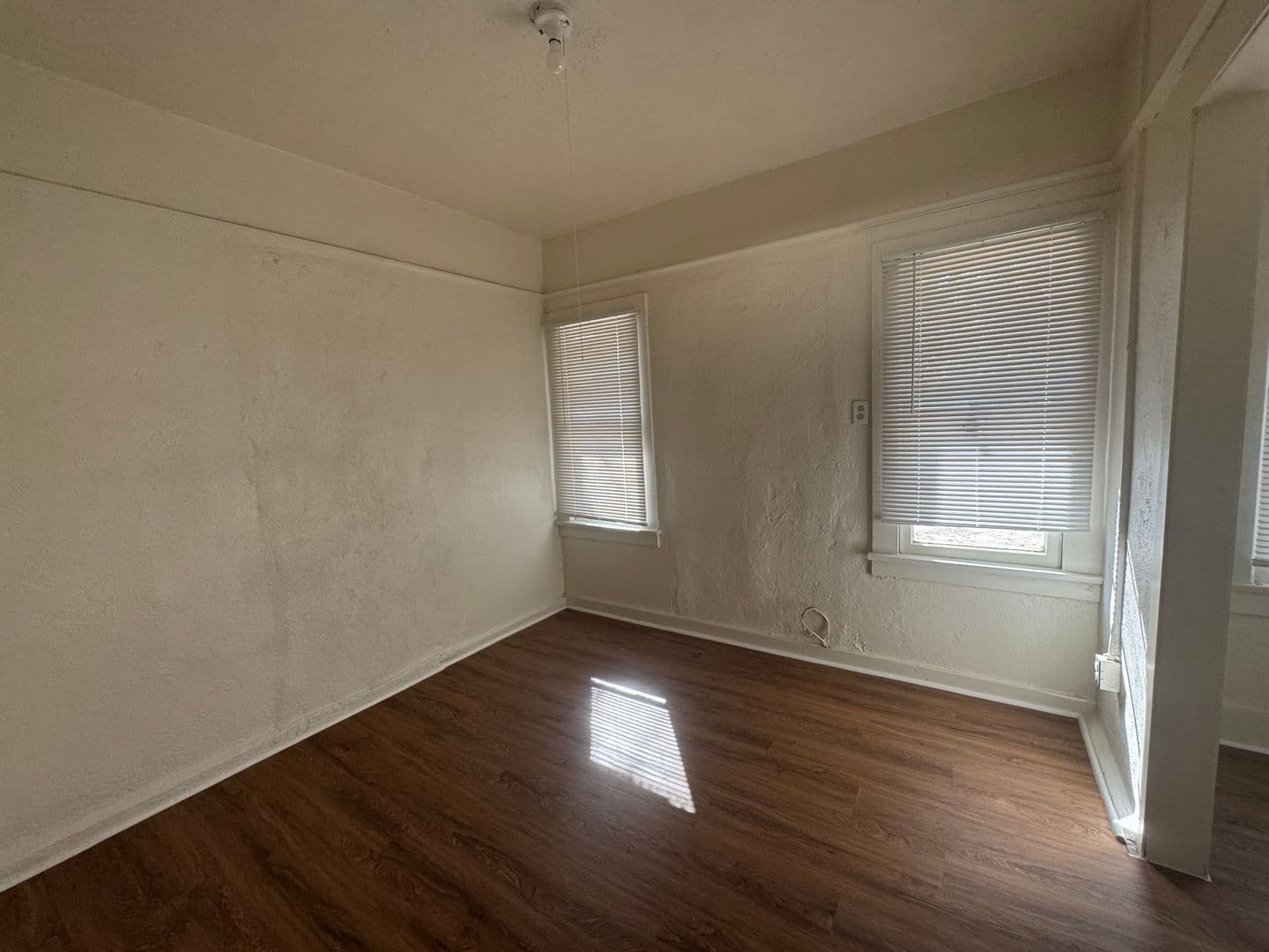 Hemet House: 224 W. Latham Avenue