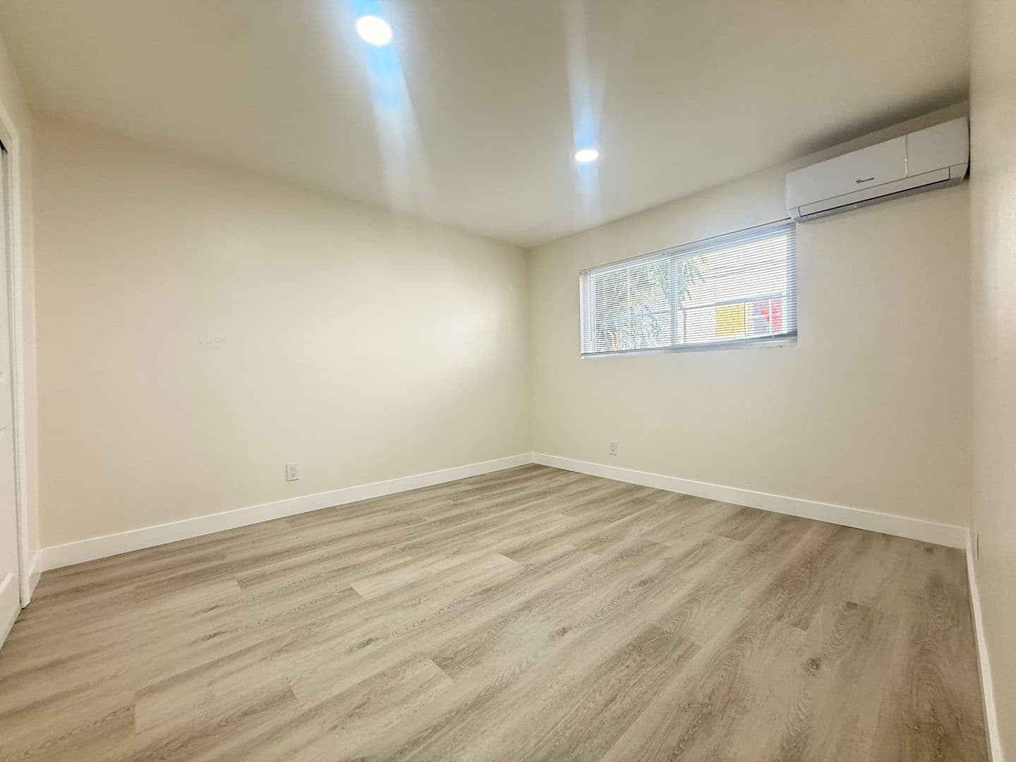 Pomona Apartment: 1994 S Park Avenue