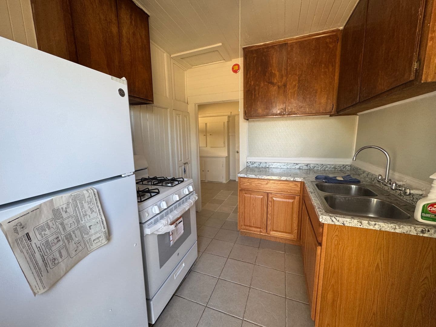 Hemet House: 224 W. Latham Avenue