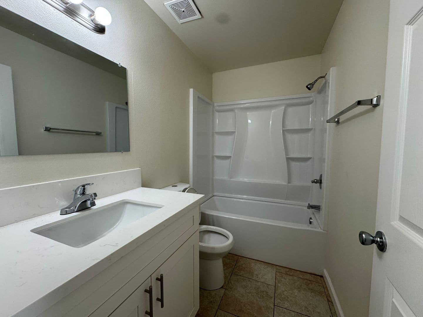 Hemet Apartment: 41749-55 Marine Dr