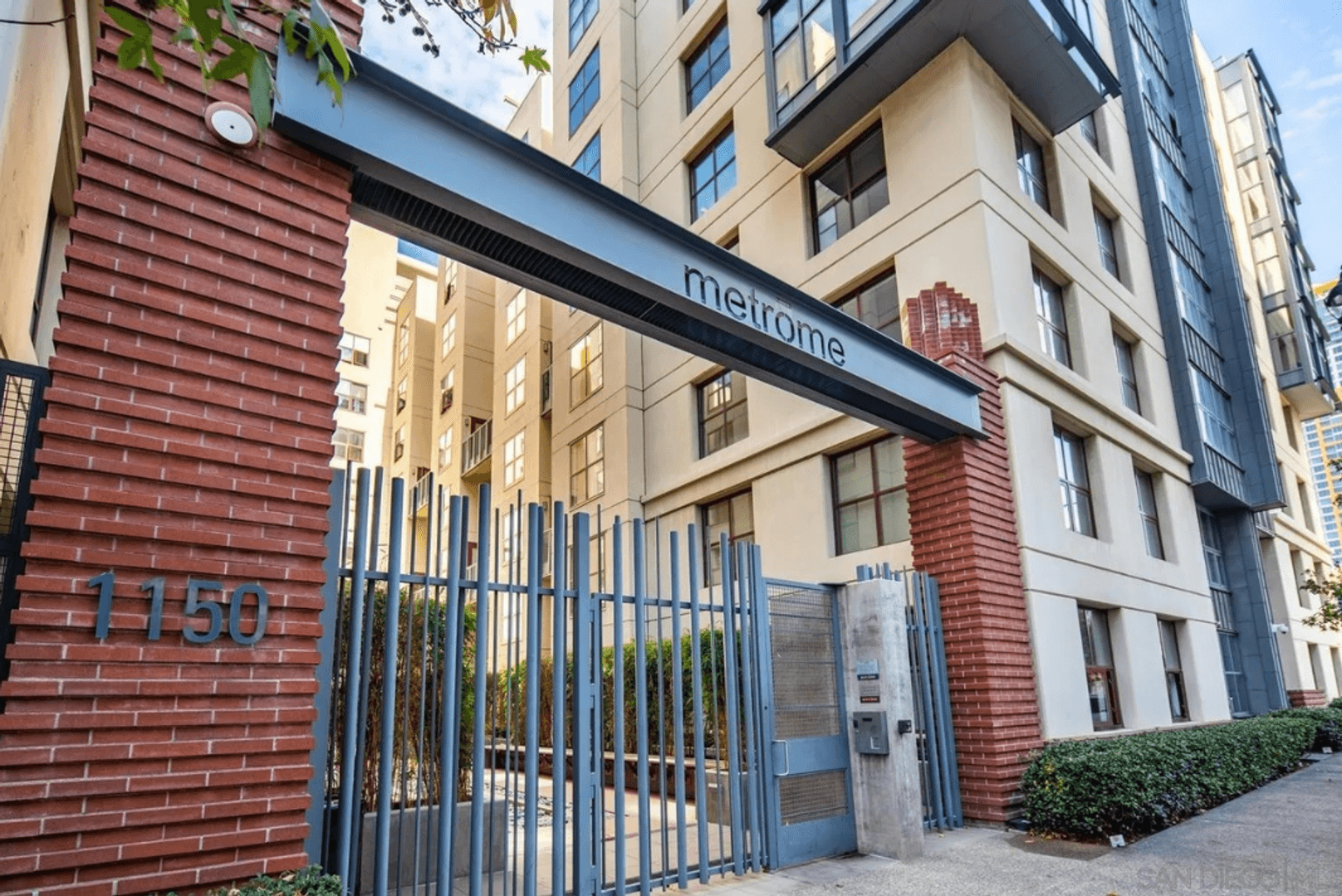 San Diego Apartment: 1150 J Street