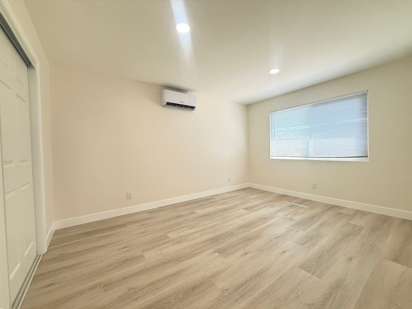 Pomona Apartment: 1994 S Park Avenue