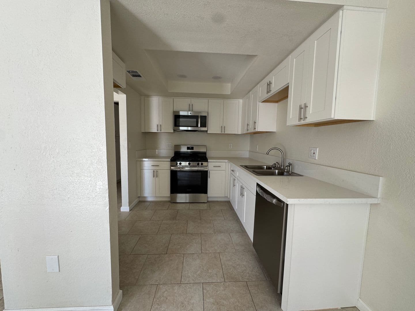 Hemet Apartment: 41749-55 Marine Dr