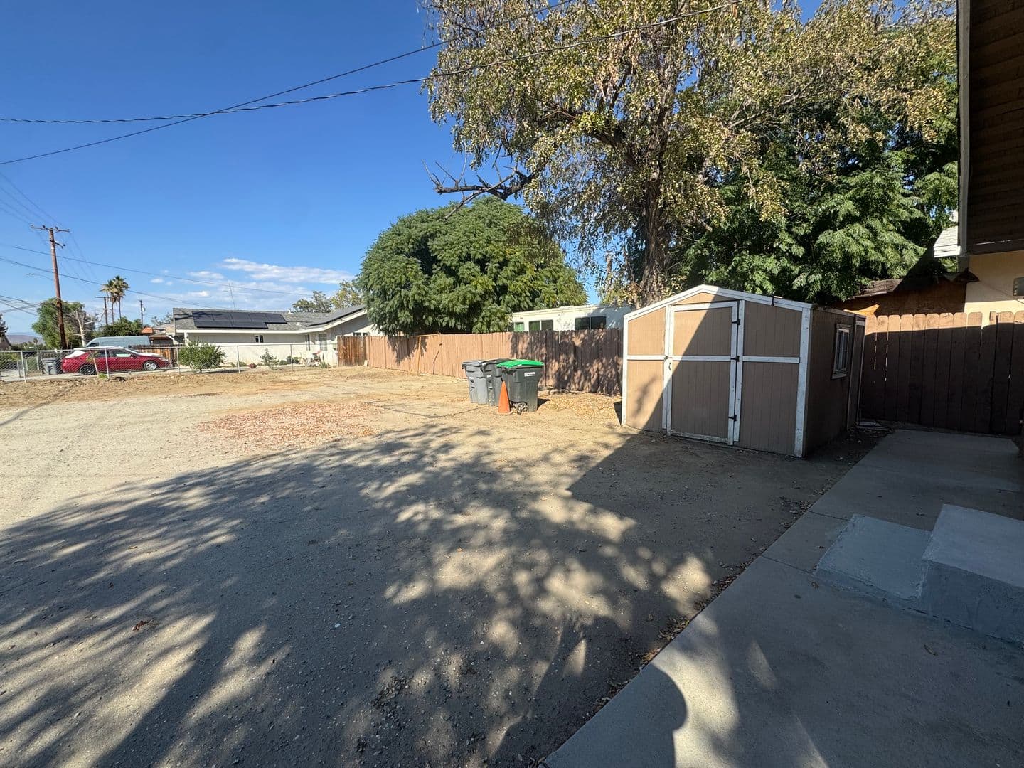 Hemet House: 224 W. Latham Avenue