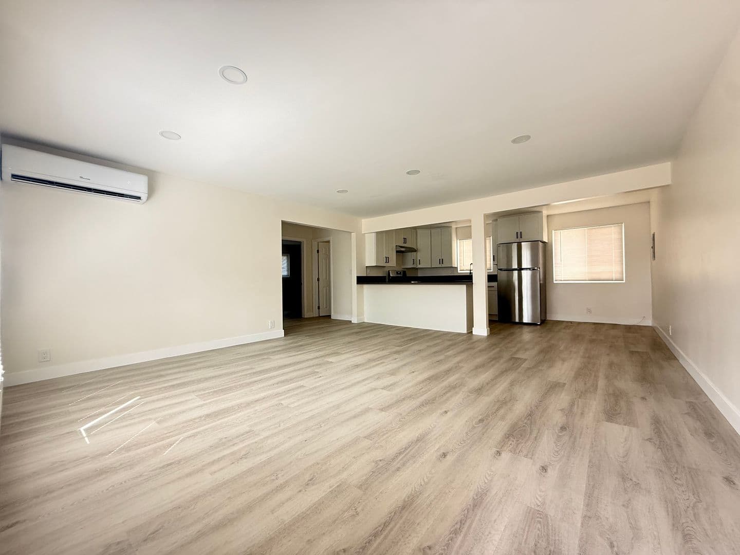 Pomona Apartment: 1994 S Park Avenue