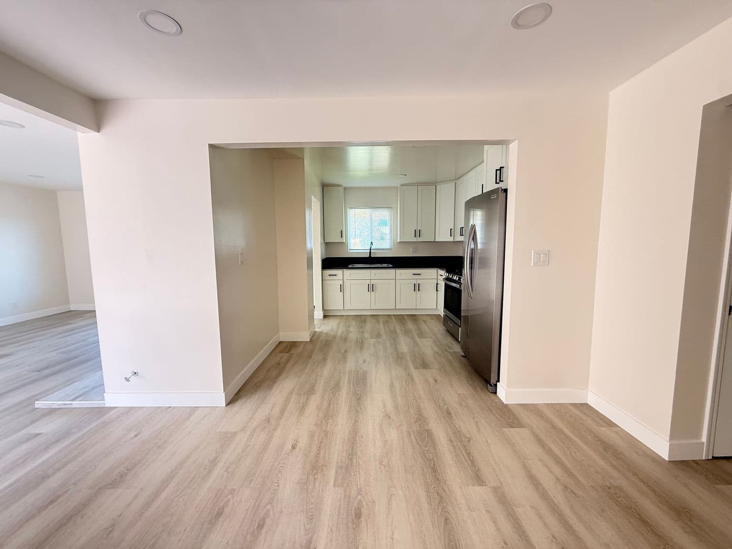 Pomona Apartment: 1994 S Park Avenue