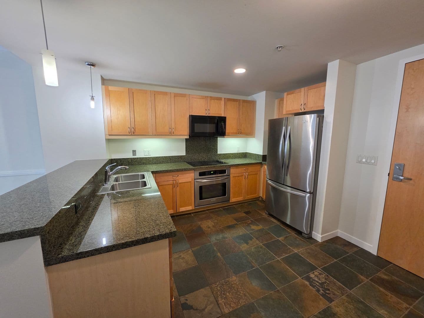 San Diego Apartment: 1150 J Street