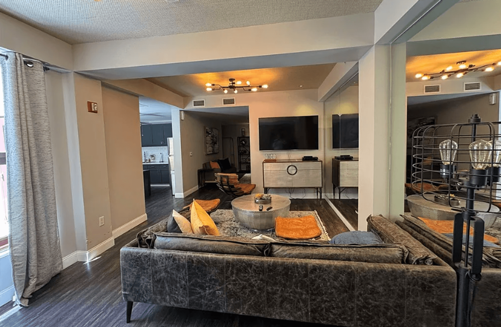San Diego Apartment: 1150 J Street