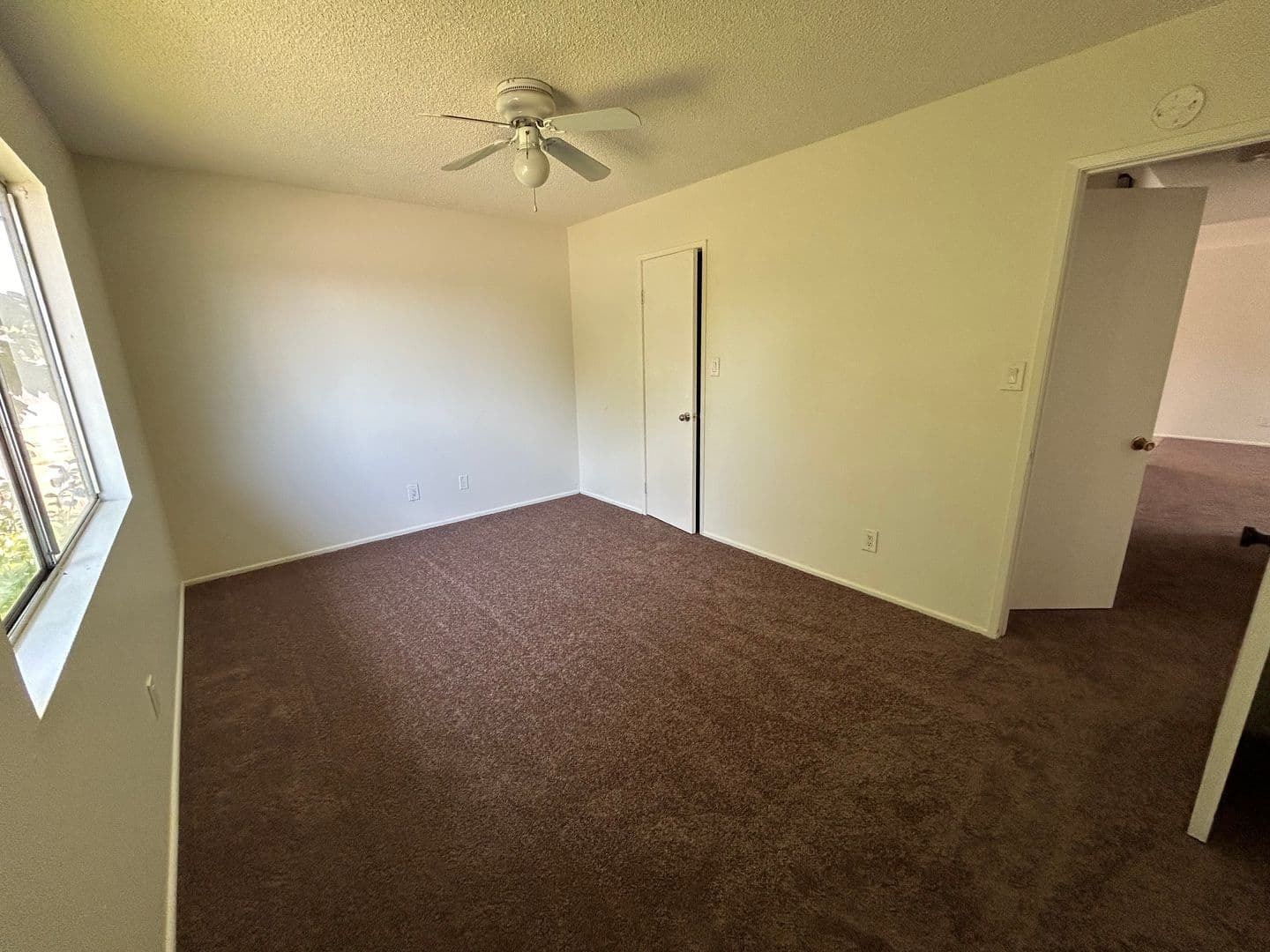 Hemet Apartment: 690 Lanier St