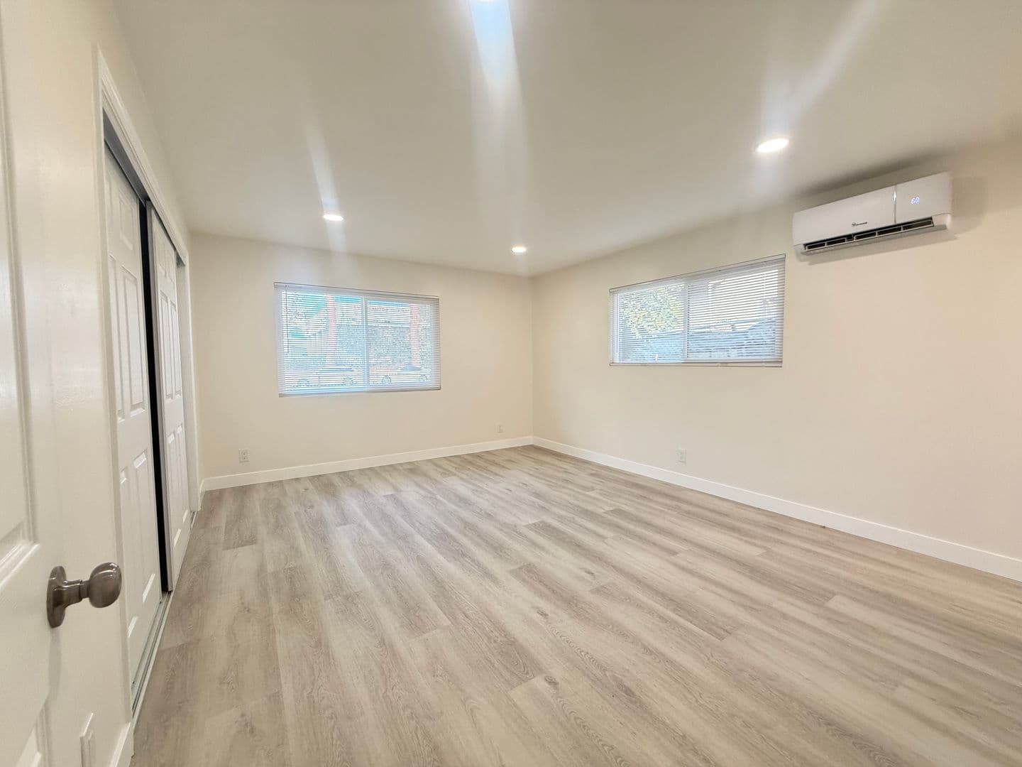 Pomona Apartment: 1994 S Park Avenue