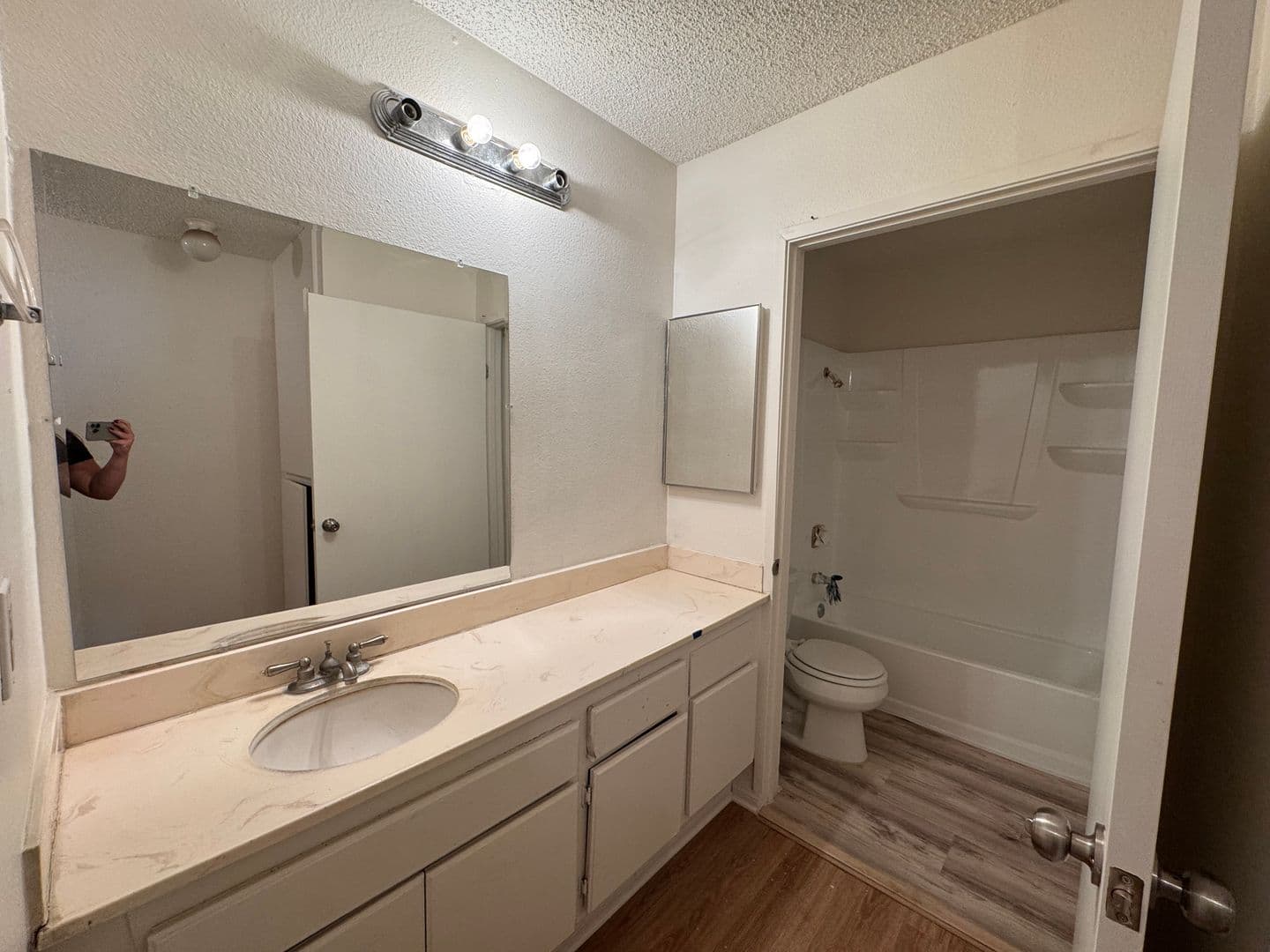 Hemet Apartment: 4237 Trevor Ln