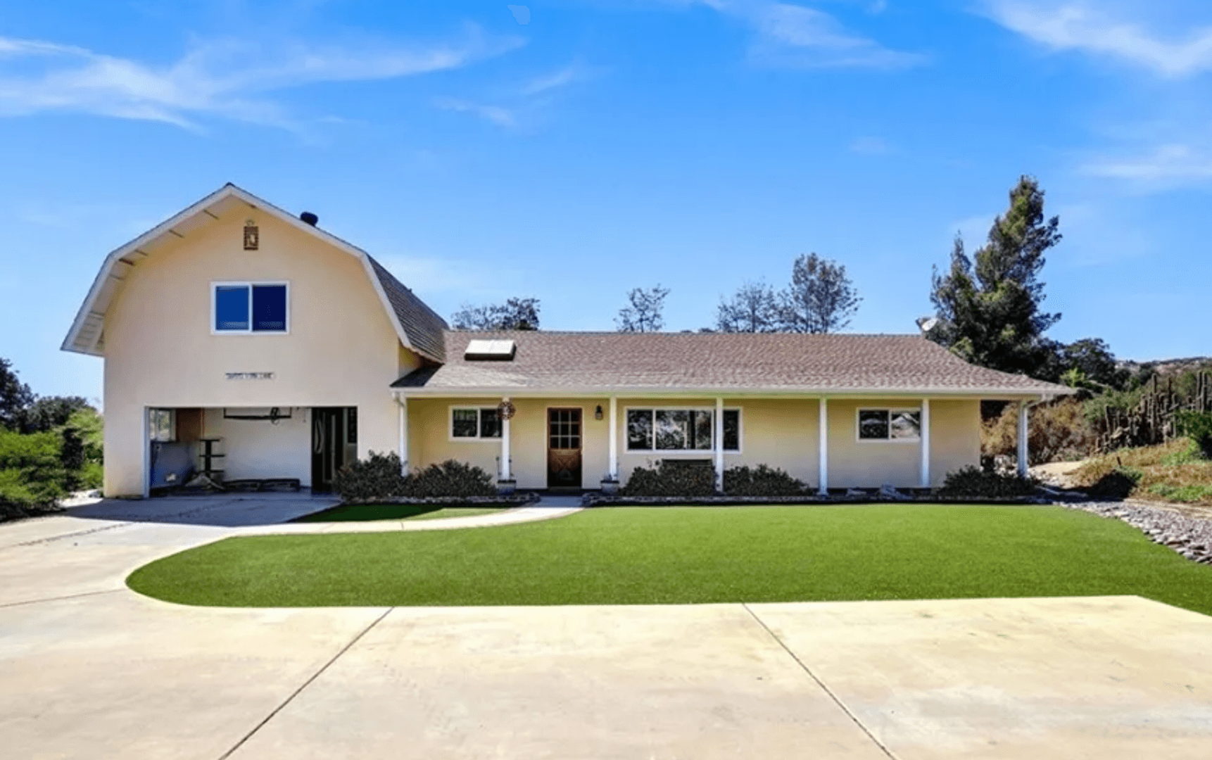 Temecula House: 38970 Yuma Ln