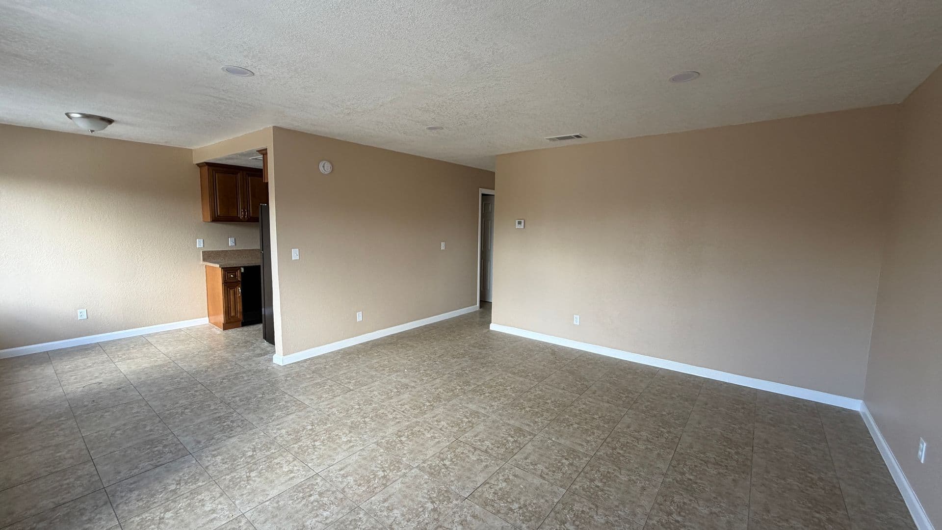 San Bernardino Apartment: 1447 Pumalo St