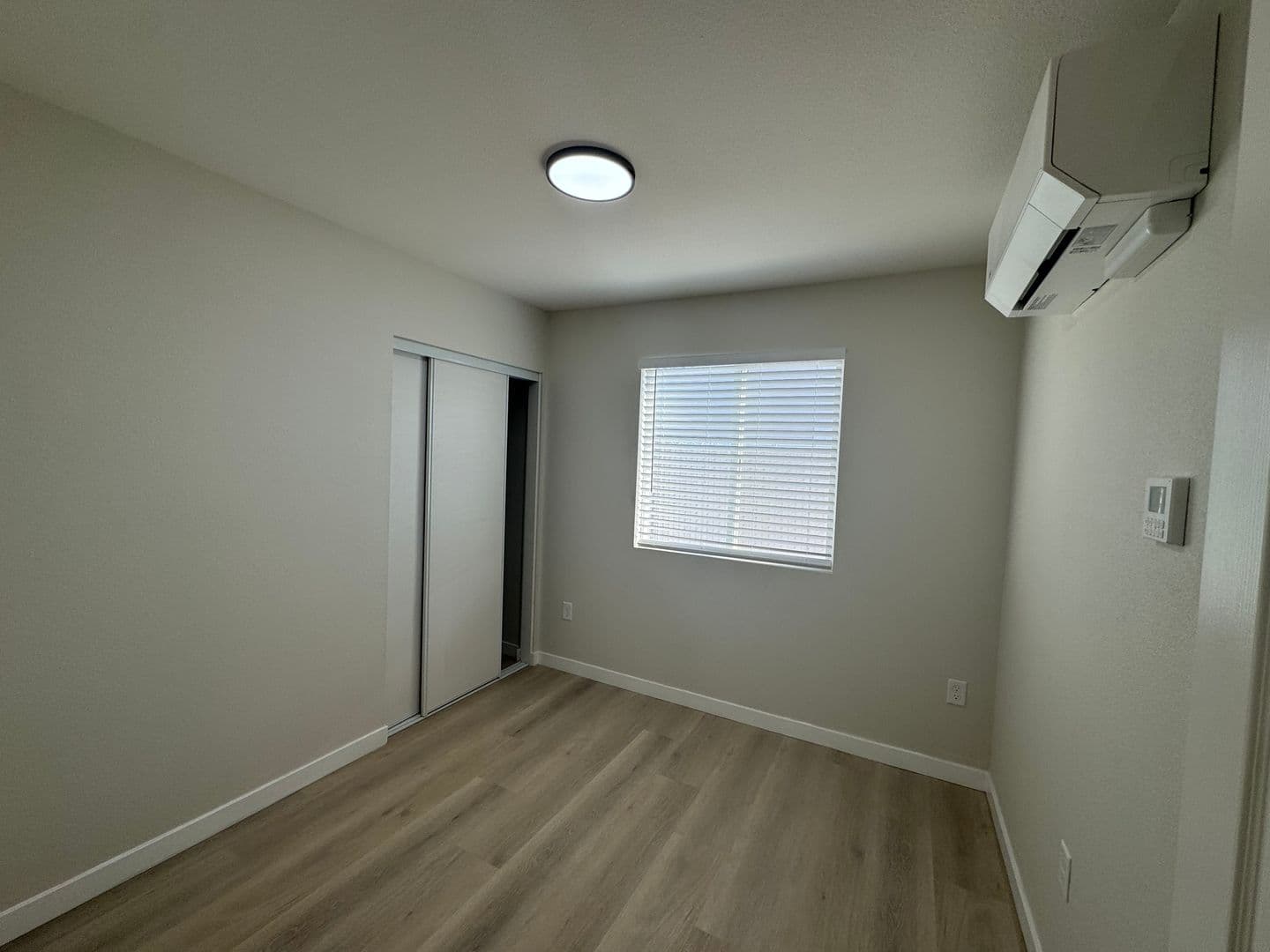 Riverside Apartment: 3538-54 Douglass Ave