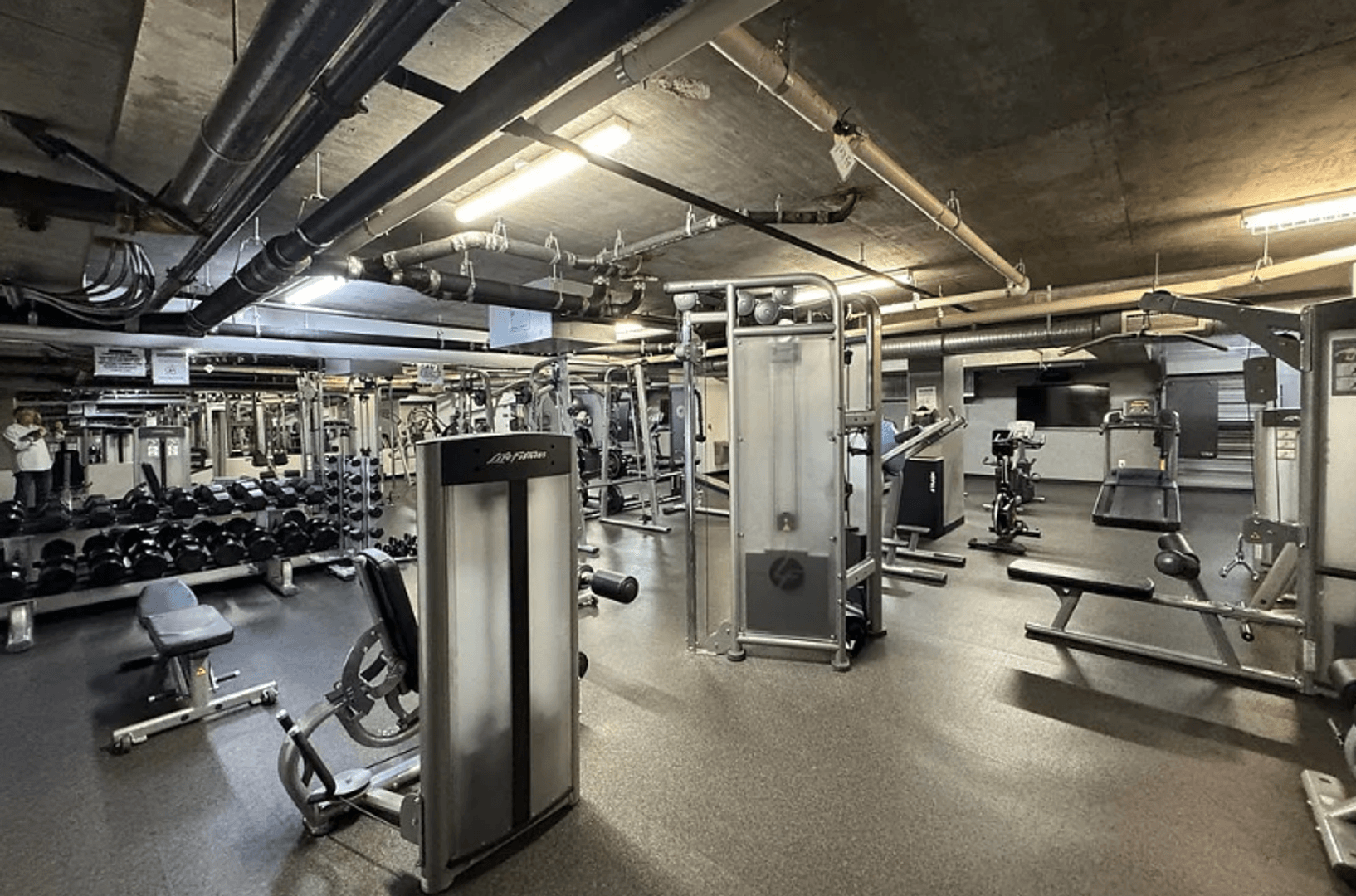San Diego Apartment: 1150 J Street