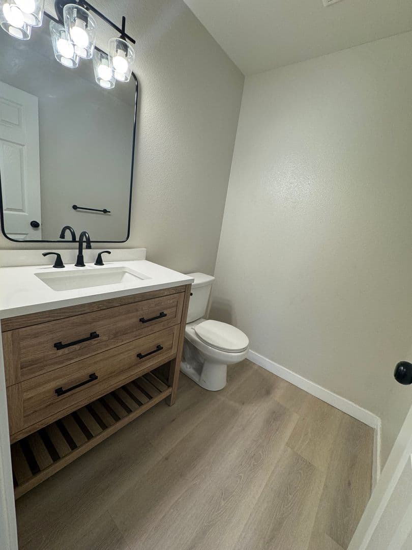 Riverside Apartment: 3538-54 Douglass Ave